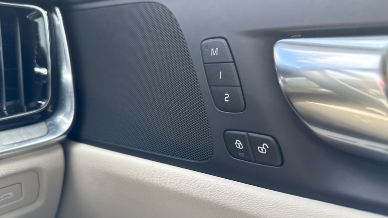 Volvo S60 2.0 B5P Inscription 4dr Auto Petrol Saloon